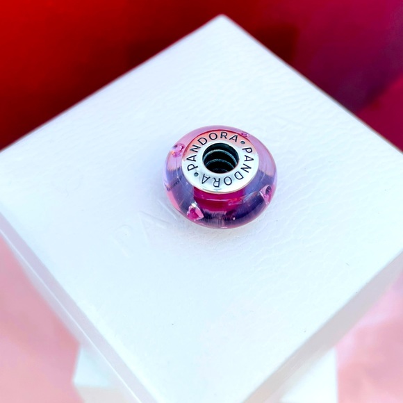 Authentic pandora charm β€οΈπΉππ·ππΊπ©β€οΈπΉππ·π©πΊππΊππ©ππ·ππβ€οΈπΊππ©ππ·π - Picture 5 of 7
